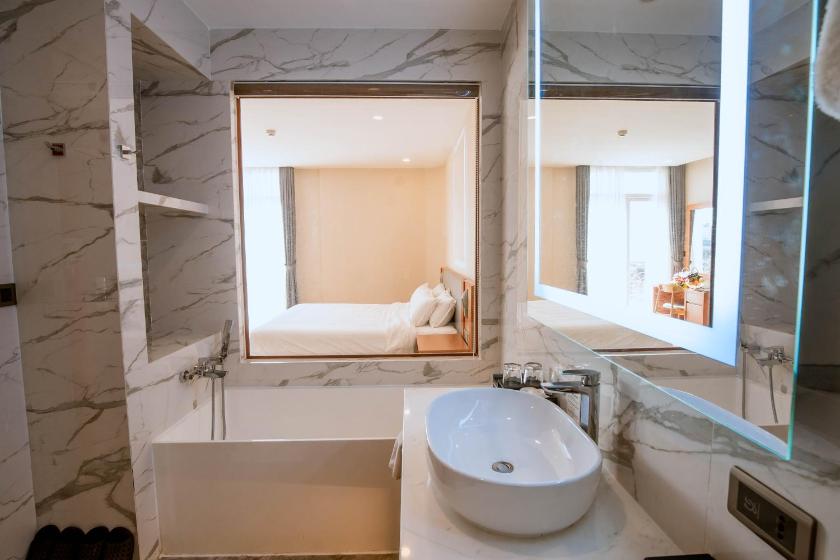 Phòng Deluxe Giường Đôi Phòng Deluxe Giường Đôi