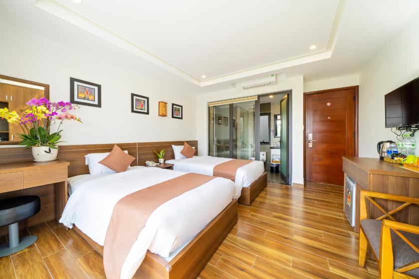 Phòng Deluxe Phòng Deluxe