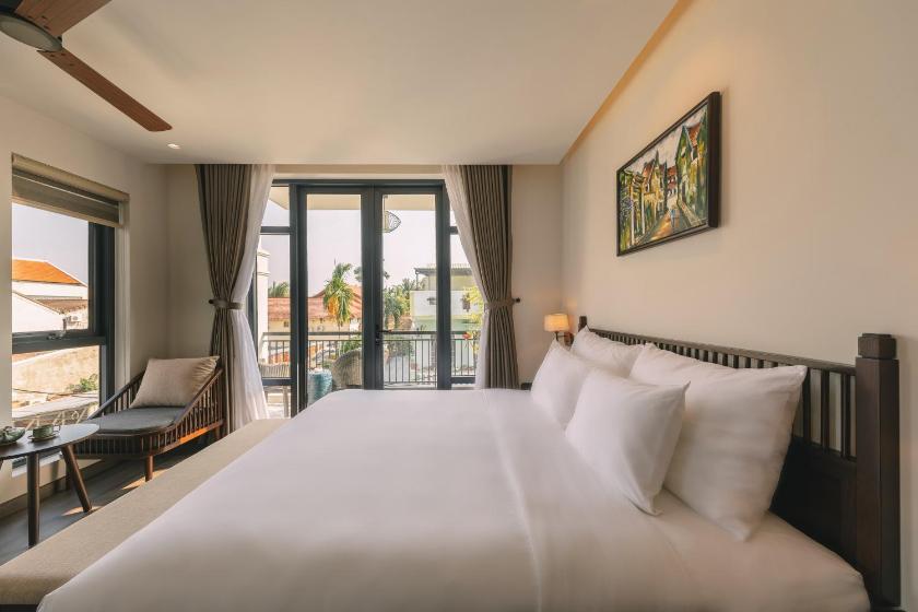 Suite Có Giường Cỡ King Với Ban Công - Phiếu ưu đãi 1 năm cho phép khách thoải mái thay đổi ngày lưu trú