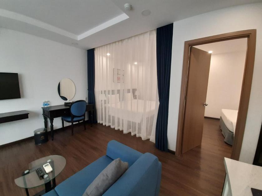 Suite Gia Đình Có Ban Công Suite Gia Đình Có Ban Công