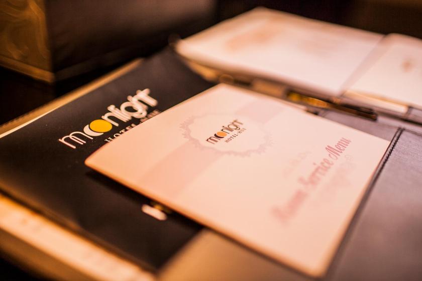 Phòng Deluxe Giường Đôi Nhìn ra Thành phố Phòng Deluxe Giường Đôi Nhìn ra Thành phố