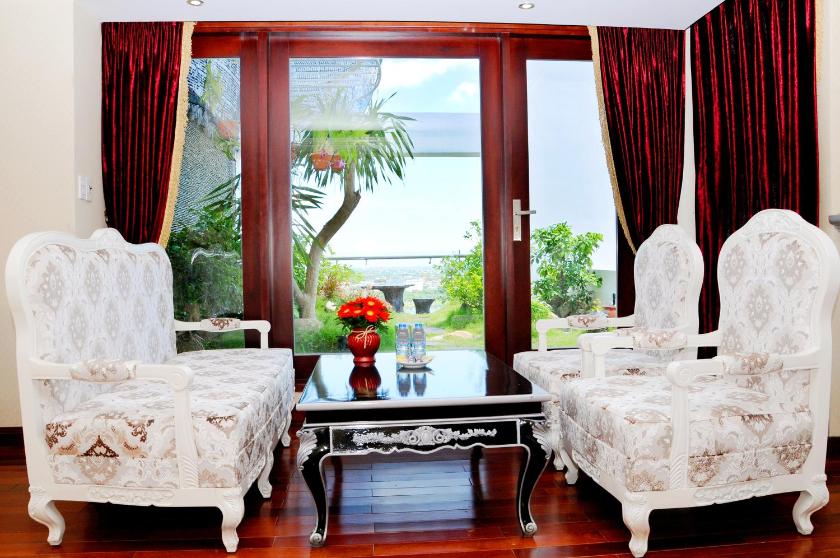 Suite Có Giường Cỡ King Suite Có Giường Cỡ King