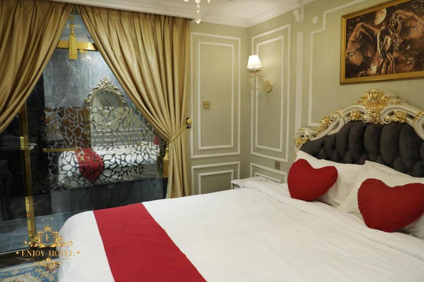 Phòng Deluxe Giường Đôi