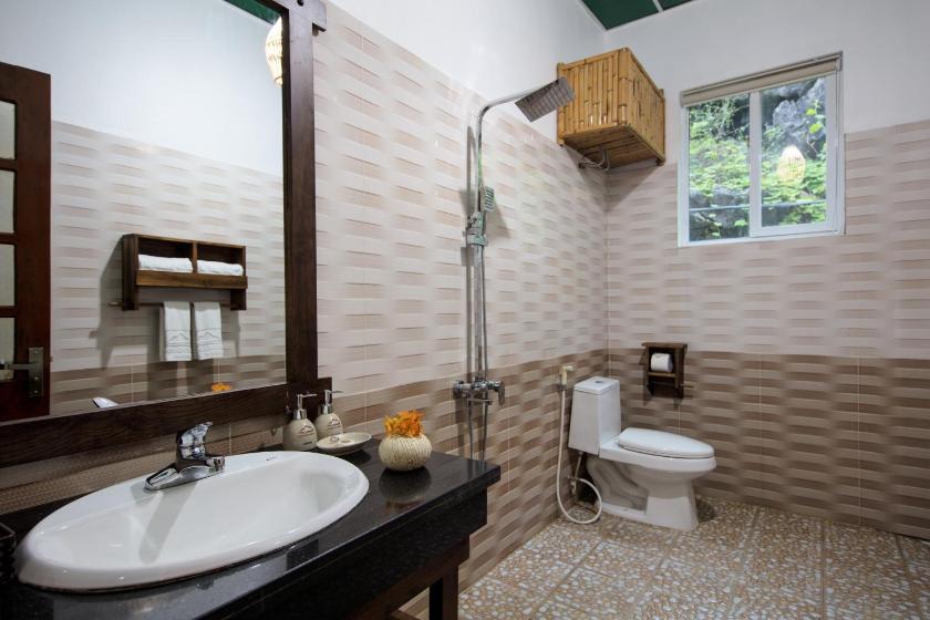 Phòng Gia Đình Nhìn Ra Hồ Phòng Gia Đình Nhìn Ra Hồ