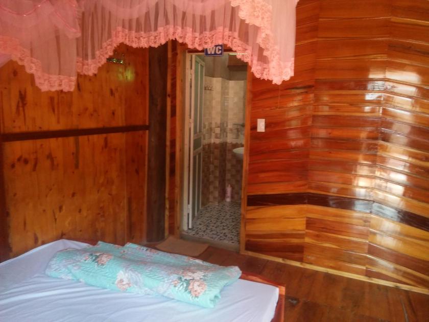 Phòng Giường Đôi Nhìn Ra Hồ Nước