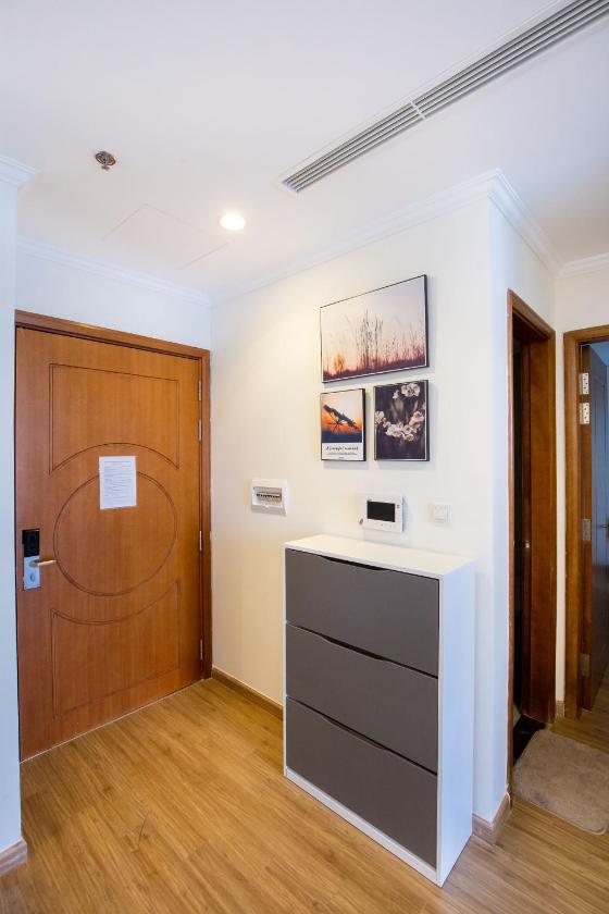 Căn Hộ Nhìn Ra Vườn Căn Hộ Nhìn Ra Vườn