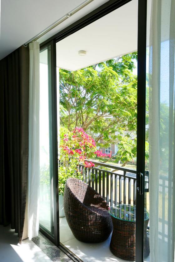 Phòng Deluxe Giường Đôi Với Ban Công và Tầm Nhìn Ra Biển Phòng Deluxe Giường Đôi Với Ban Công và Tầm Nhìn Ra Biển