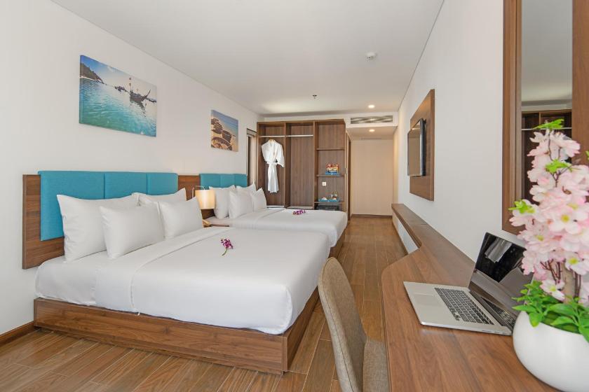 Suite Junior Gia đình Suite Junior Gia đình