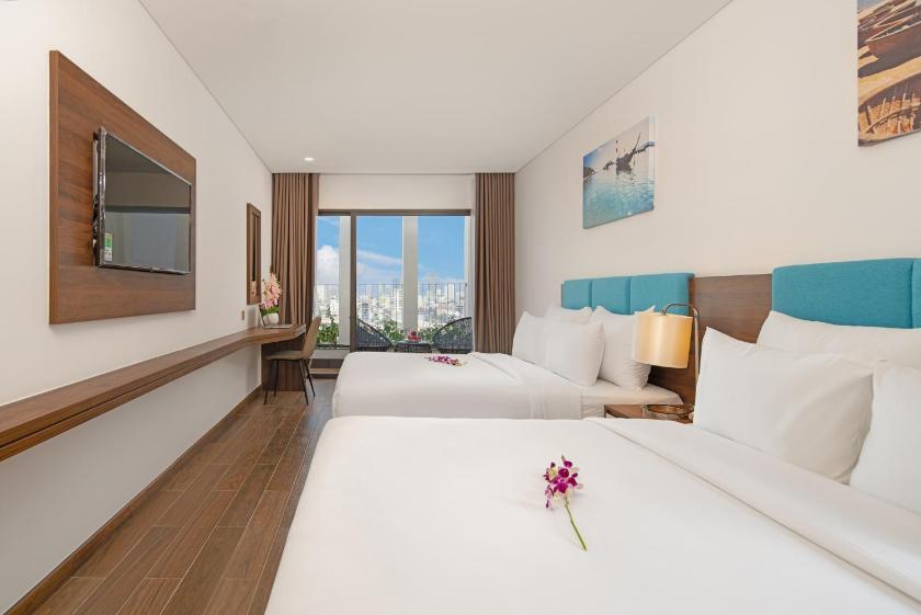 Suite Junior Gia đình Suite Junior Gia đình