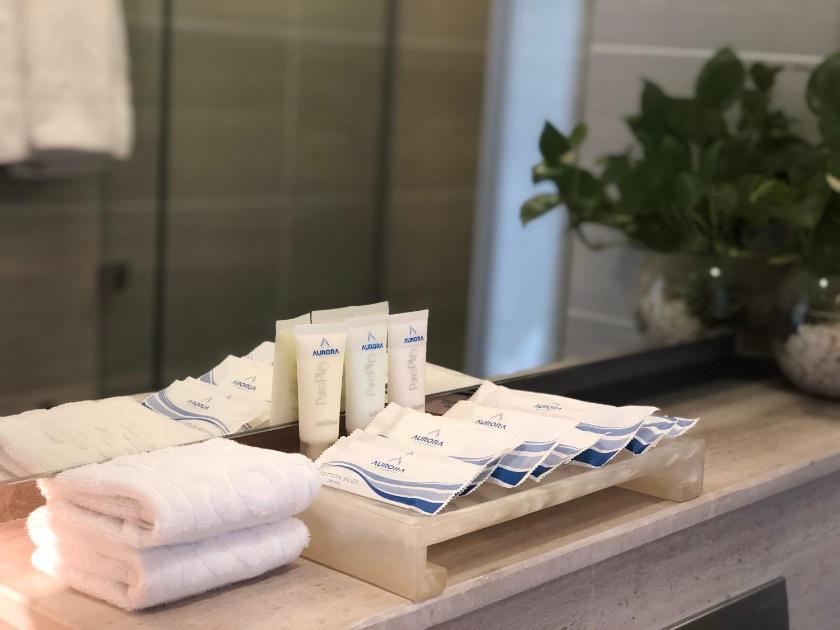 Phòng Deluxe Giường Đôi Nhìn Ra Tòa Nhà Landmark 81