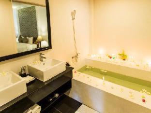 Room #135437883 Room #135437883