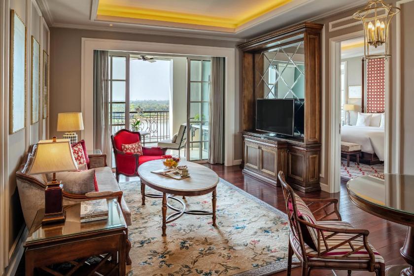 Suite Grand Nhìn Ra Sông