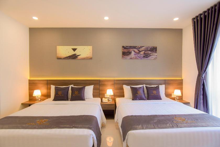 Phòng Gia Đình Có Ban Công