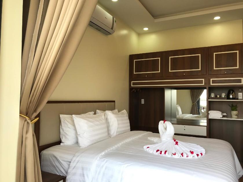 Phòng Deluxe Giường Đôi Có Ban Công Phòng Deluxe Giường Đôi Có Ban Công