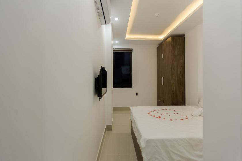 Phòng Giường Đôi Có Ban Công