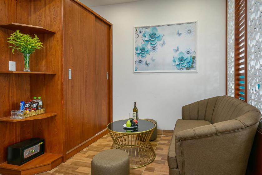 Căn Hộ Có Sân Hiên Và Giường Sofa Căn Hộ Có Sân Hiên Và Giường Sofa