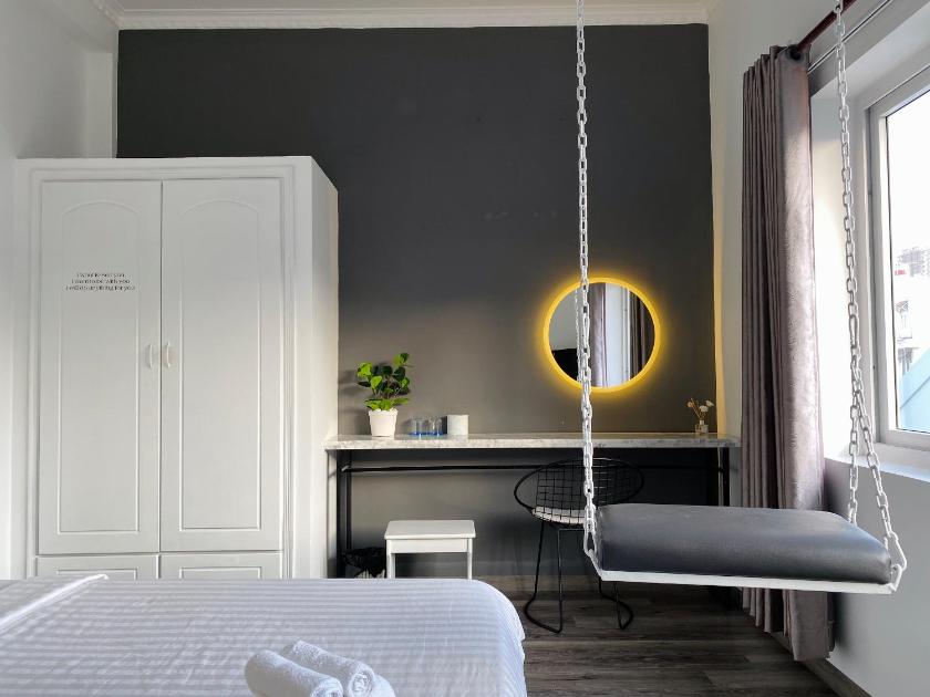 Phòng có giường cỡ King nhìn ra cảnh núi non Phòng có giường cỡ King nhìn ra cảnh núi non