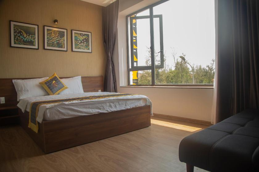 Phòng Deluxe Giường Đôi Nhìn Ra Biển Từ Phía Bên Cạnh