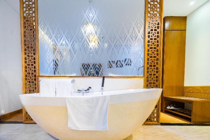 Room #142606175 Room #142606175