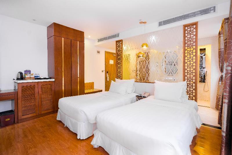 Room #142606175 Room #142606175