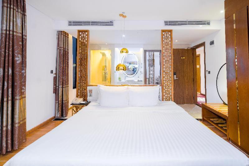 Room #142606177 Room #142606177