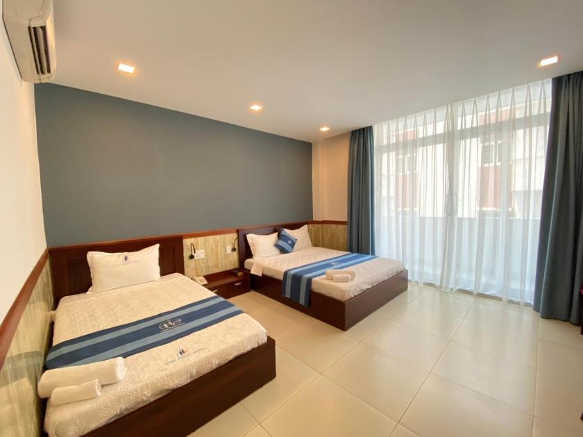 Phòng cho 3 người có Ban Công
