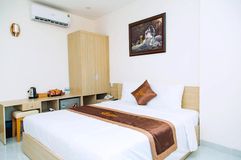 Phòng Deluxe Giường Đôi Nhìn Ra Biển