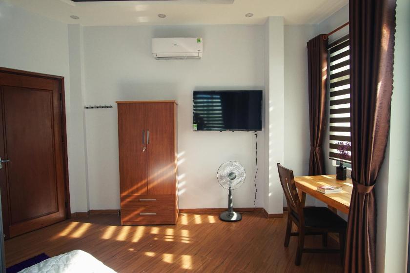 Phòng Deluxe Giường Đôi Có Ban Công Phòng Deluxe Giường Đôi Có Ban Công