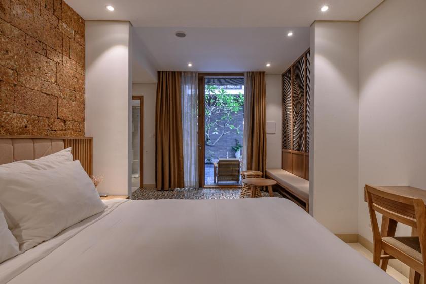 Studio Nhìn Ra Hồ Bơi Studio Nhìn Ra Hồ Bơi