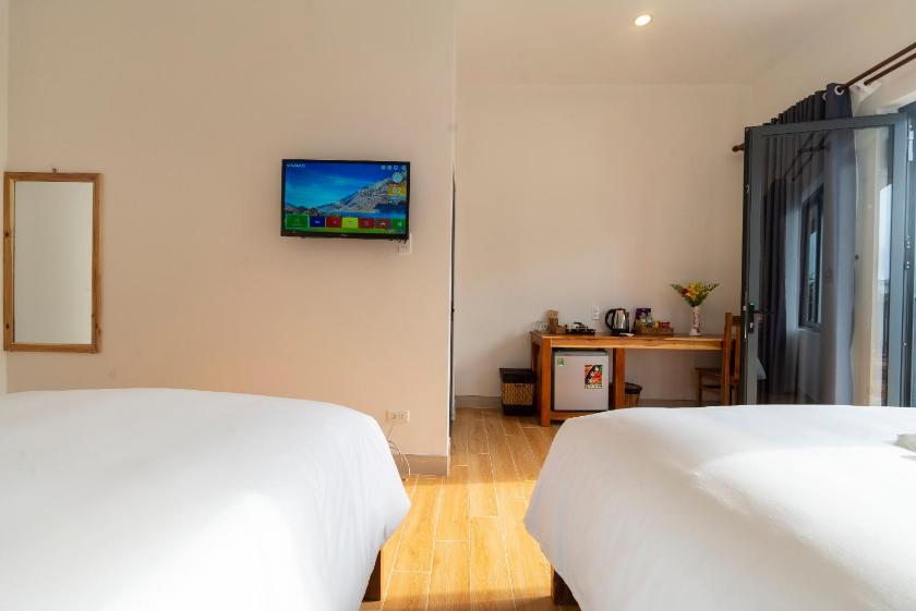 Phòng Deluxe cho 3 Người Phòng Deluxe cho 3 Người