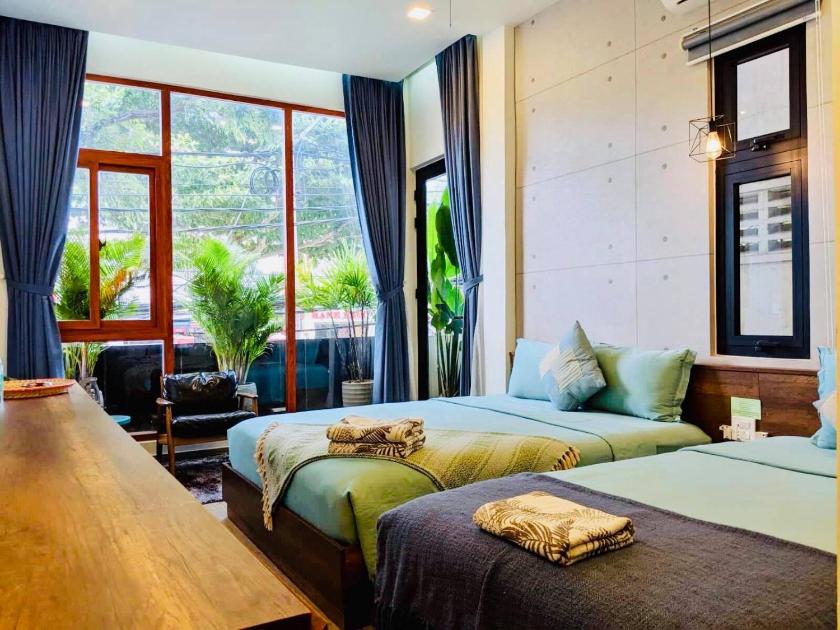 Phòng Deluxe Giường Đôi/2 Giường Đơn Có Ban Công Phòng Deluxe Giường Đôi/2 Giường Đơn Có Ban Công