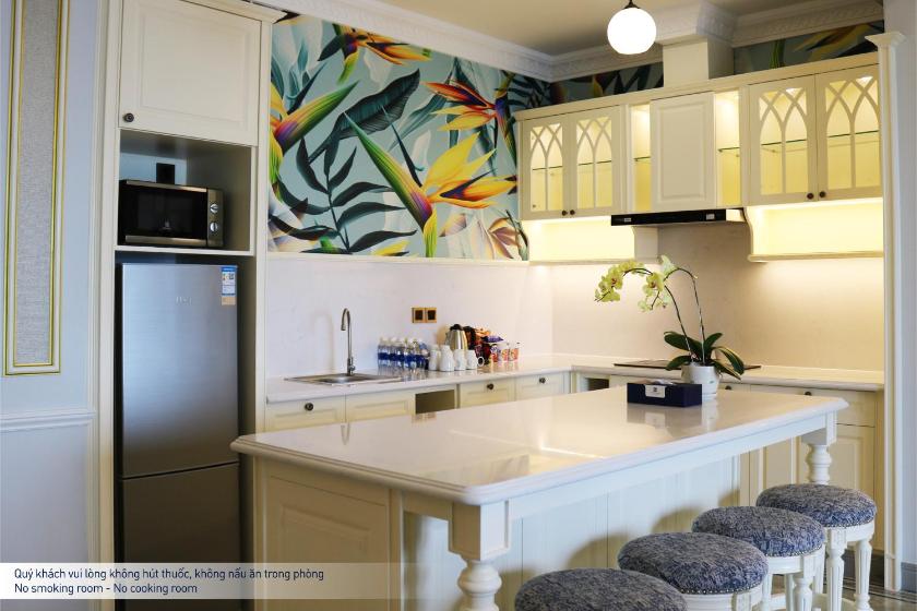 Villa Beach Front - 4 Bedrooms - Private Pool