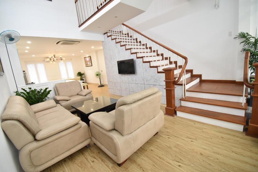 Biệt Thự Có Hồ Bơi Riêng Biệt Thự Có Hồ Bơi Riêng