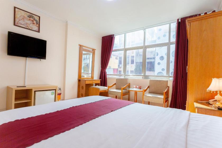 Phòng Deluxe Giường Đôi