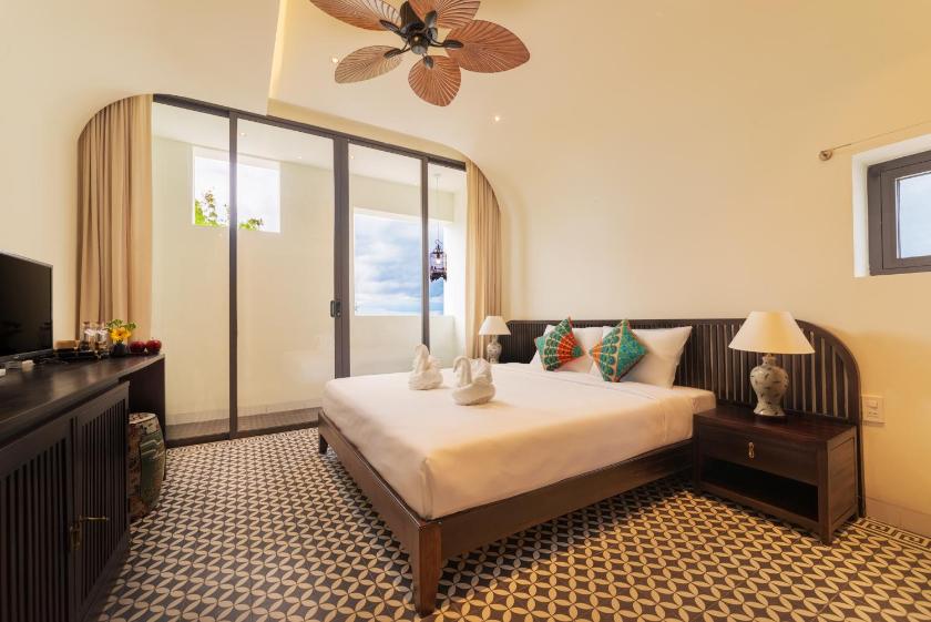 Phòng Deluxe Có Giường Cỡ Queen Phòng Deluxe Có Giường Cỡ Queen