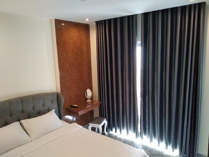 Phòng 4 Người Có Ban Công Phòng 4 Người Có Ban Công