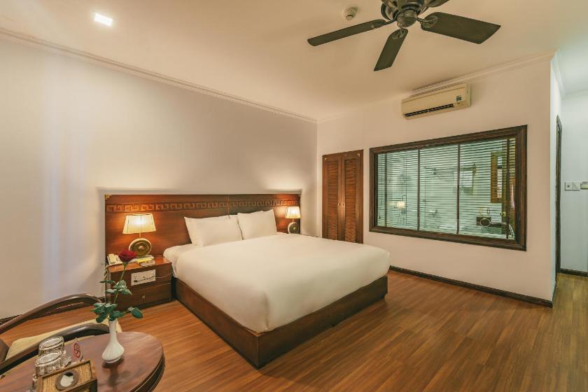 Suite Có Giường Cỡ King Suite Có Giường Cỡ King