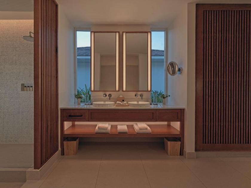 Suite Deluxe Suite Deluxe