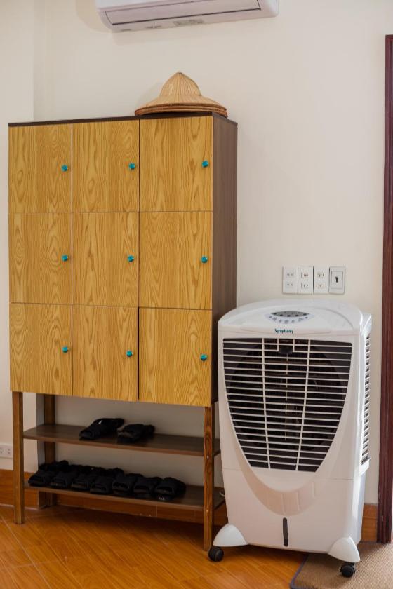 Phòng Ngủ Tập Thể Cho Cả Nam Và Nữ