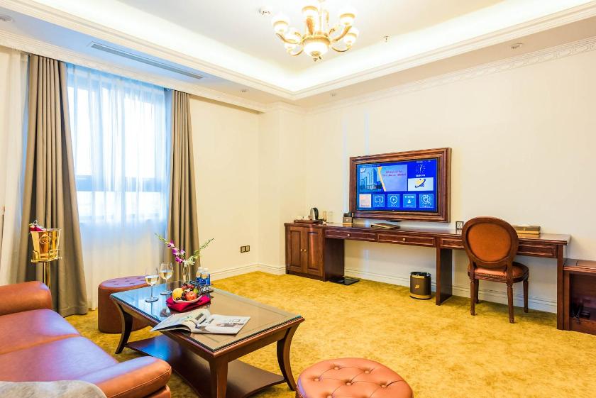 Suite Nhìn Ra Thành Phố