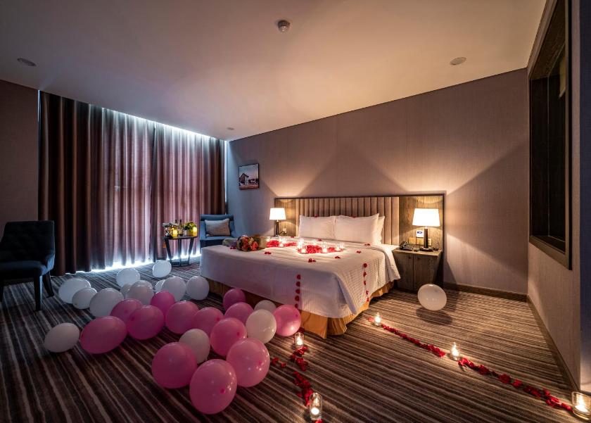 Phòng Deluxe Có Giường Cỡ King Nhìn Ra Thành Phố
