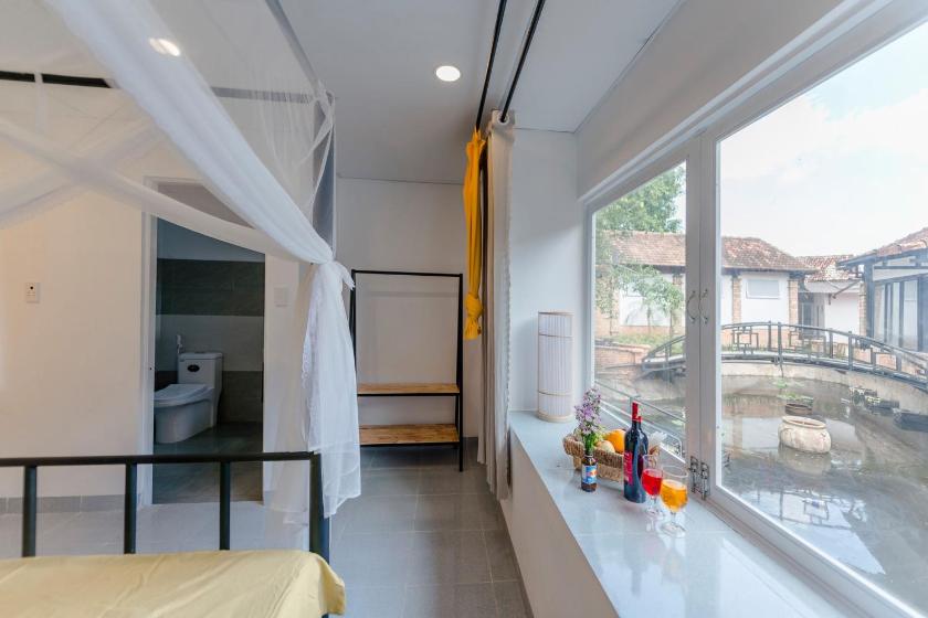 Phòng Giường Đôi Nhìn Ra Hồ Nước