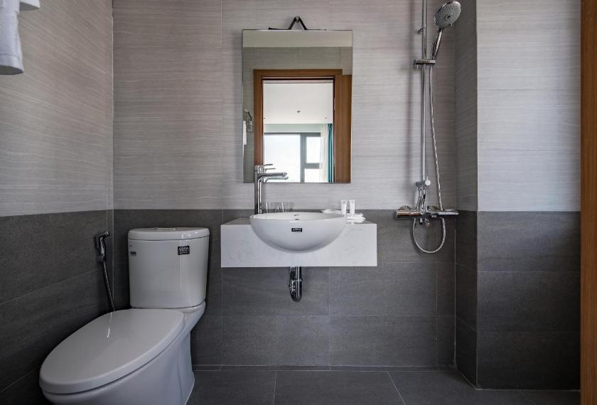 Phòng Deluxe Có Giường Cỡ Queen Phòng Deluxe Có Giường Cỡ Queen