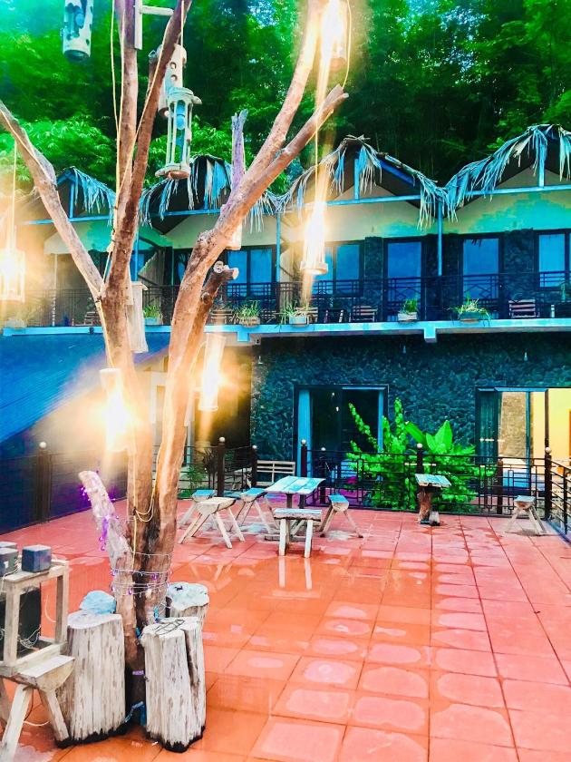 Phòng Deluxe Giường Đôi