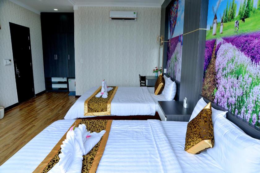 Phòng 4 Người Có Bồn Tắm