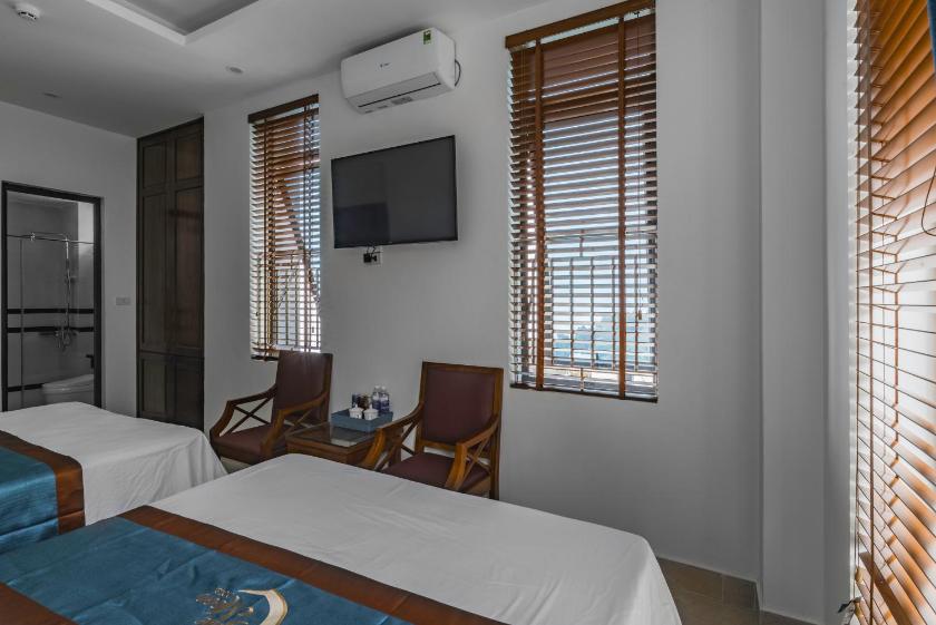 Phòng 4 Người Có Ban Công