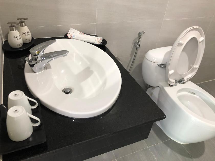 Phòng cho 3 người có Ban Công