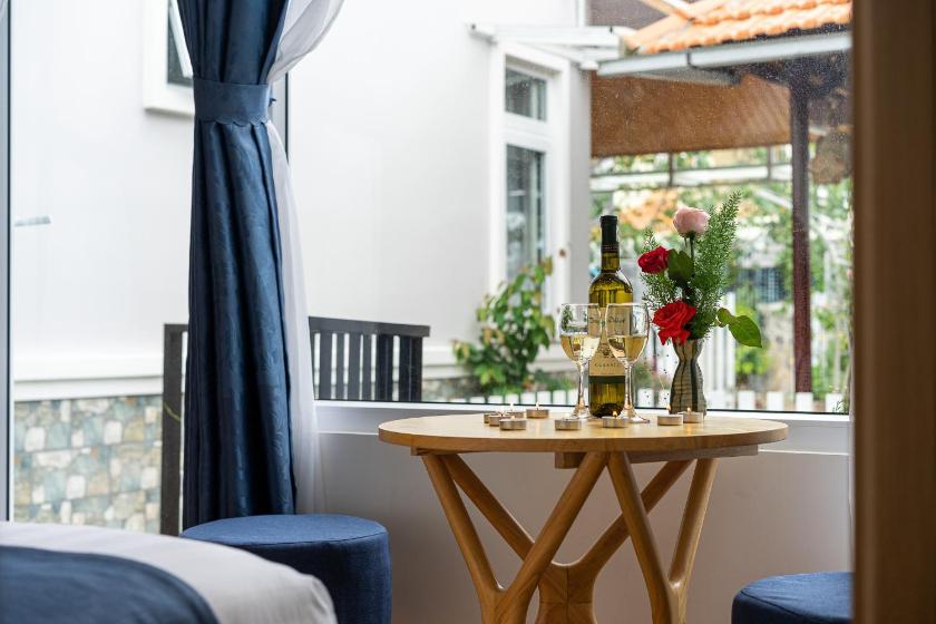 Phòng Giường Đôi Nhìn Ra Hồ Nước Phòng Giường Đôi Nhìn Ra Hồ Nước