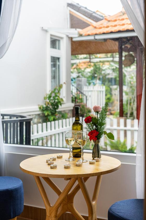 Phòng Giường Đôi Nhìn Ra Hồ Nước Phòng Giường Đôi Nhìn Ra Hồ Nước