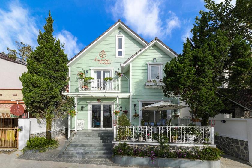 Phòng Deluxe Có Giường Cỡ Queen